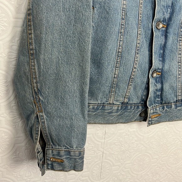 Urban Outfitters BDG Denim Jacket Jean Light Medium Blue Classic 90s - Picture 4 of 7